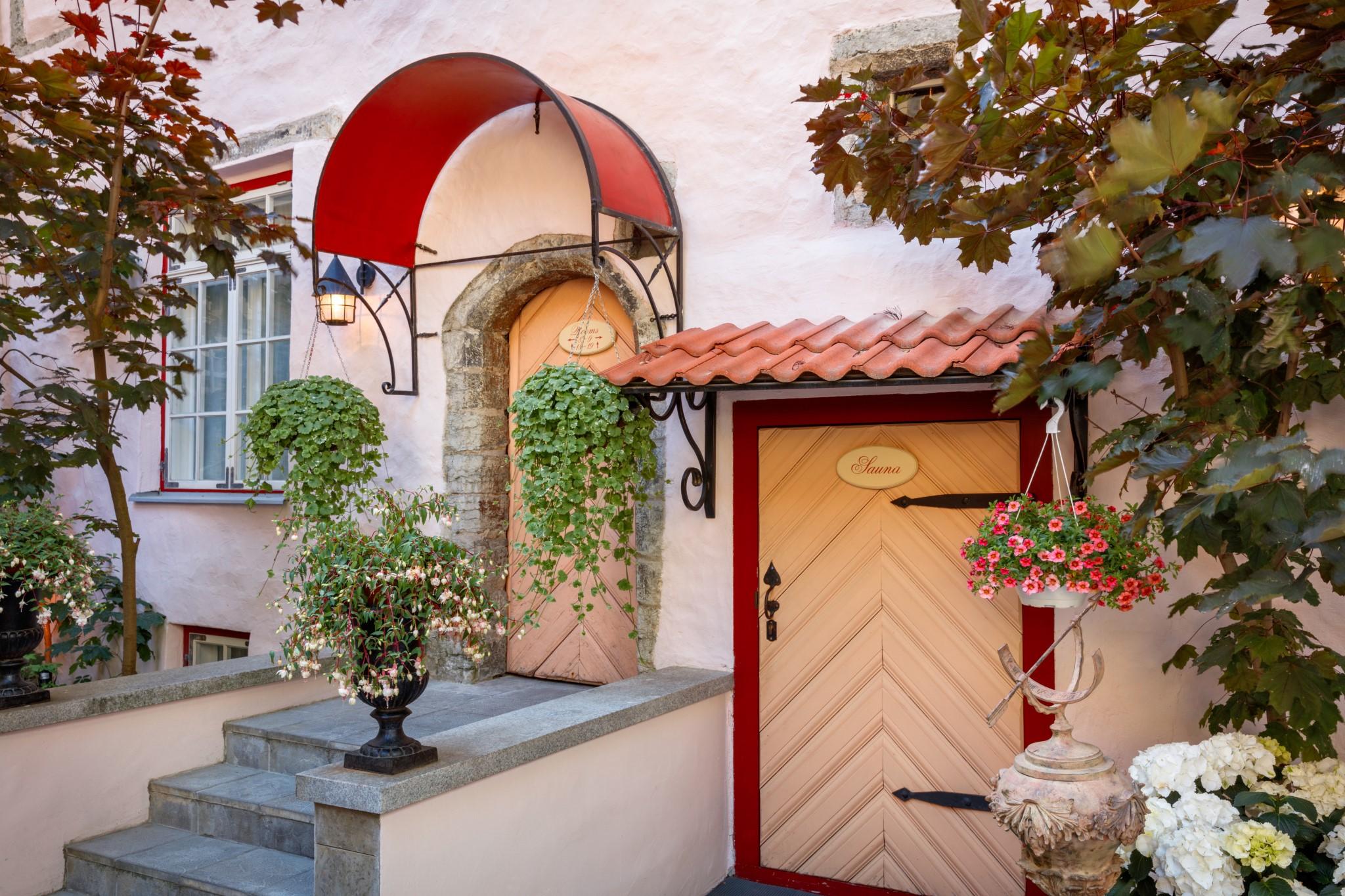 Hotel Schloessle - Small Luxury Of The World 5*