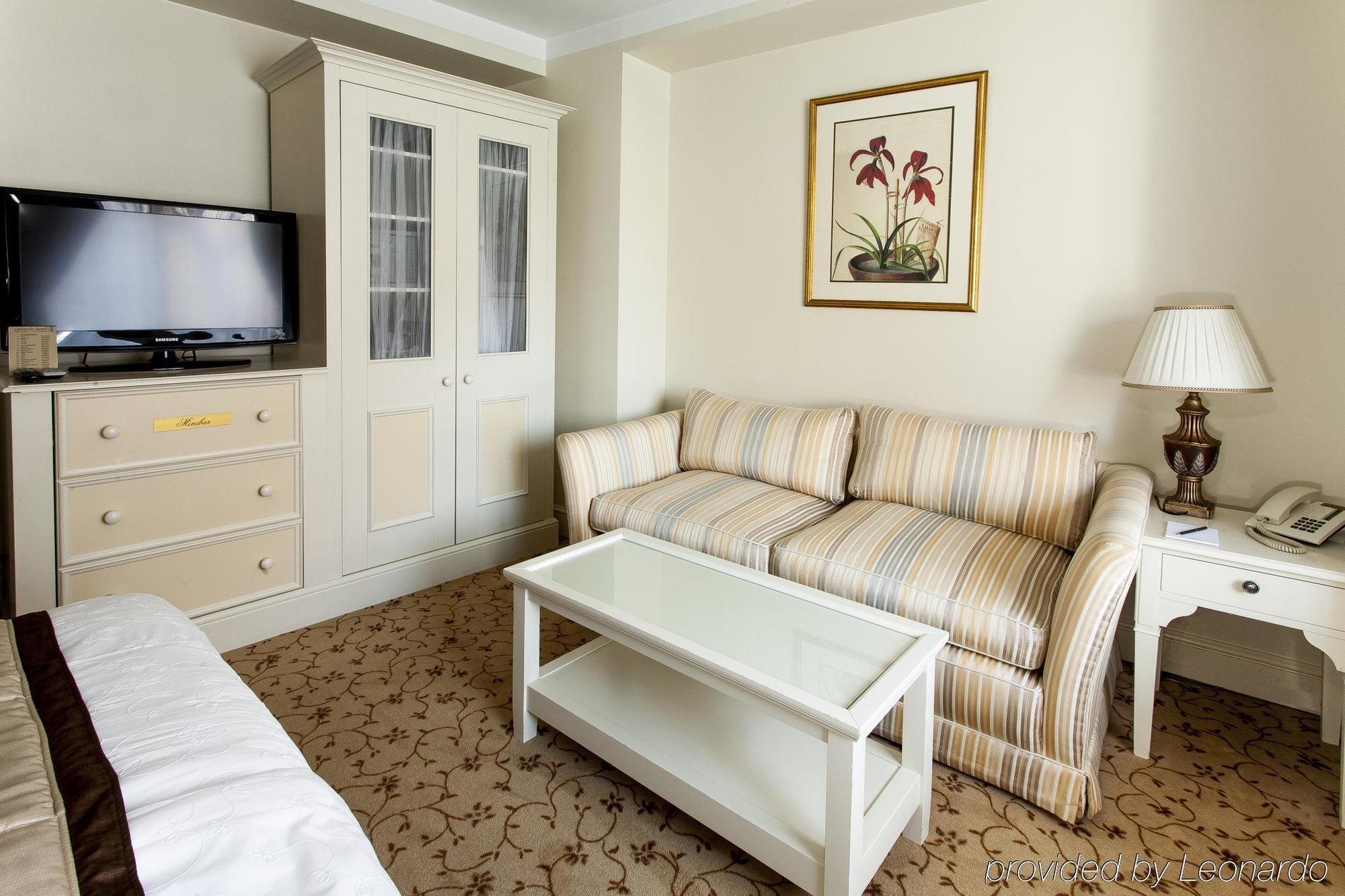 Hotel Schloessle - Small Luxury Of The World Tallinn