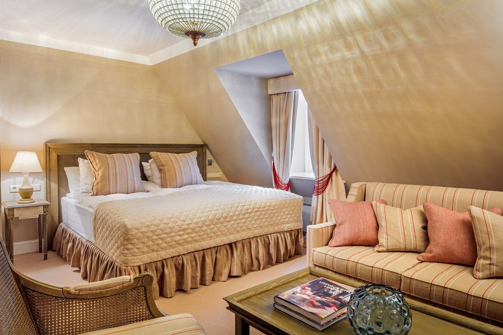 Hotel Schloessle - Small Luxury Of The World 5*